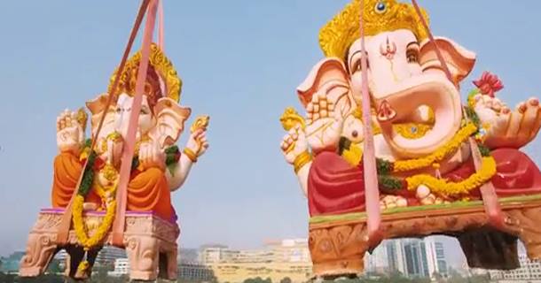 7 Scenes That Happen During Every Ganesh Nimarjanam!